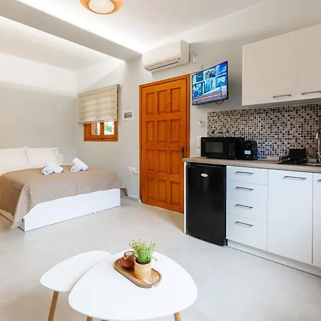 Aroma Accommodations Kivérion Buitenkant foto